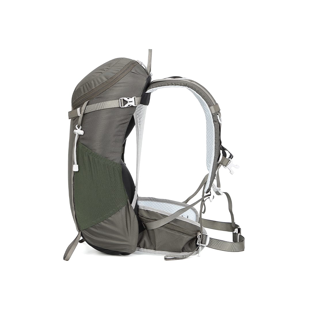Snow Hawk PEGASUS Trekking/Hiking 28L Backpack