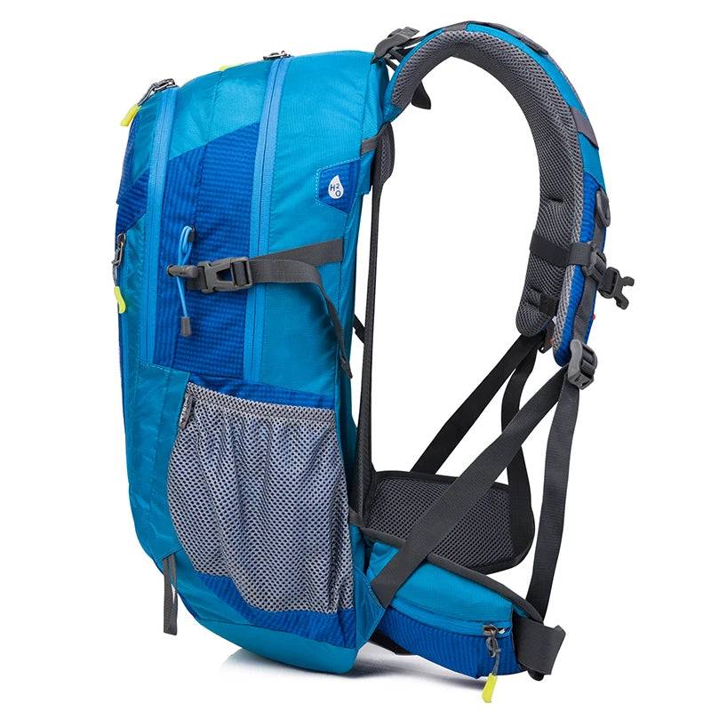 Senterlan Adventure 35L Backpack (Black, Blue & Green)