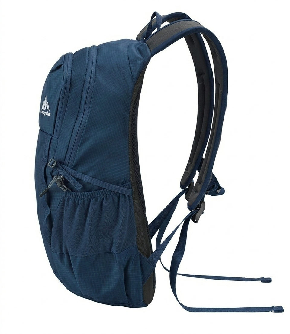 One Polar Ultra Light Outdoor Backpack 28L in navy blue, perfect for hikers. Buy backpacks online for an ultra-light experience.